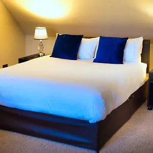 clifton-house-brighton.brighton-hotels-england.com/